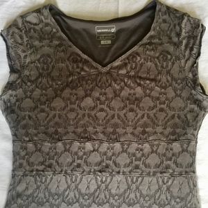 Cute & Comfortable V-neck cap sleeve Merrell Dress